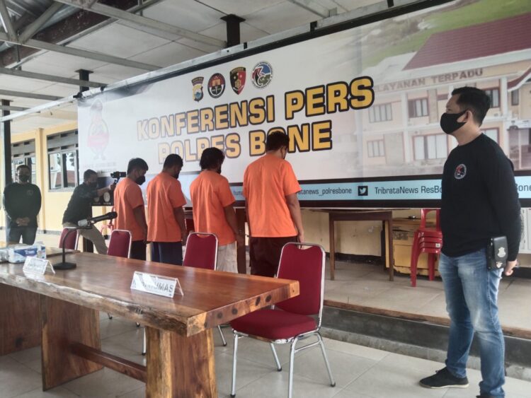 Kado Hari Pers Nasional, Polres Bone Ungkap 4 Pelaku Narkoba