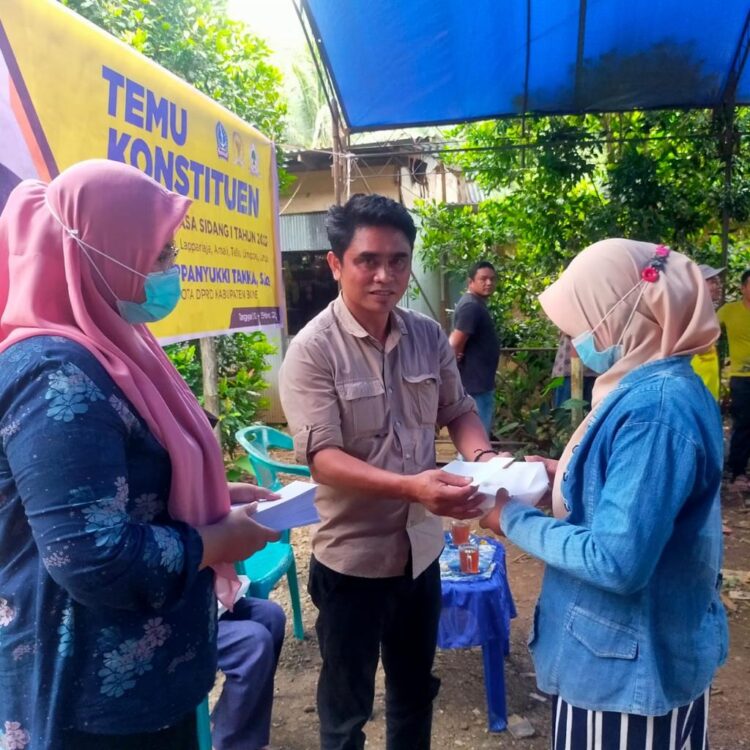 Reses Dapil 4, Legislator Golkar Ini Harap Pemkab Evaluasi Strategi Program di Sektor Jalan