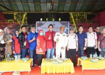 Sambut 501 Mahasiswa KKN Unhas, Andi Fahsar Mereka Lakukan Ini di Desa