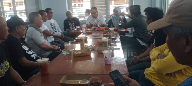 Bincang – Bincang Dengan ” Tim Dewa 19 ” AAP Beberkan Himpun Dana 500 M Di luar APBD Bone