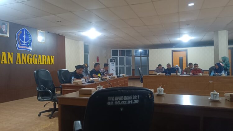 Patuhi Rekomendasi Hasil Evaluasi RAPBD 2026, Pemkab Bone Kurangi Target PAD 13 M